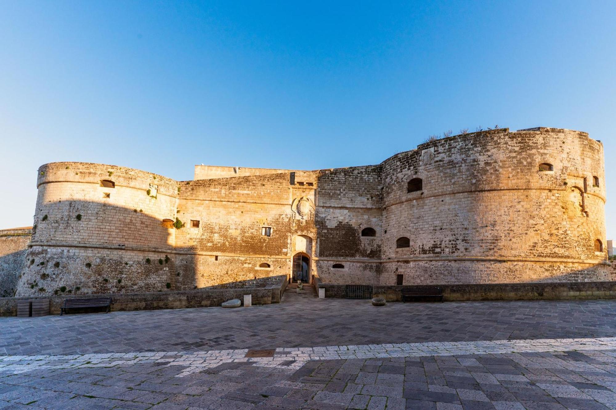 Casa Vacanze Elettra In Centro Otranto Luaran gambar